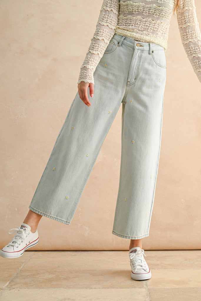 Daisies Embroidered Pants