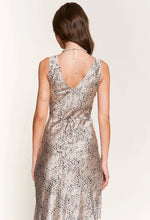 Load image into Gallery viewer, Kendall Maxi Dress
