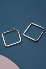 Load image into Gallery viewer, Square Hollow Hoop Earring
