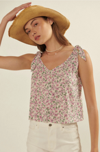 Load image into Gallery viewer, Floral Tie Top
