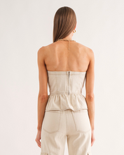 Load image into Gallery viewer, Showstopper Peplum Top
