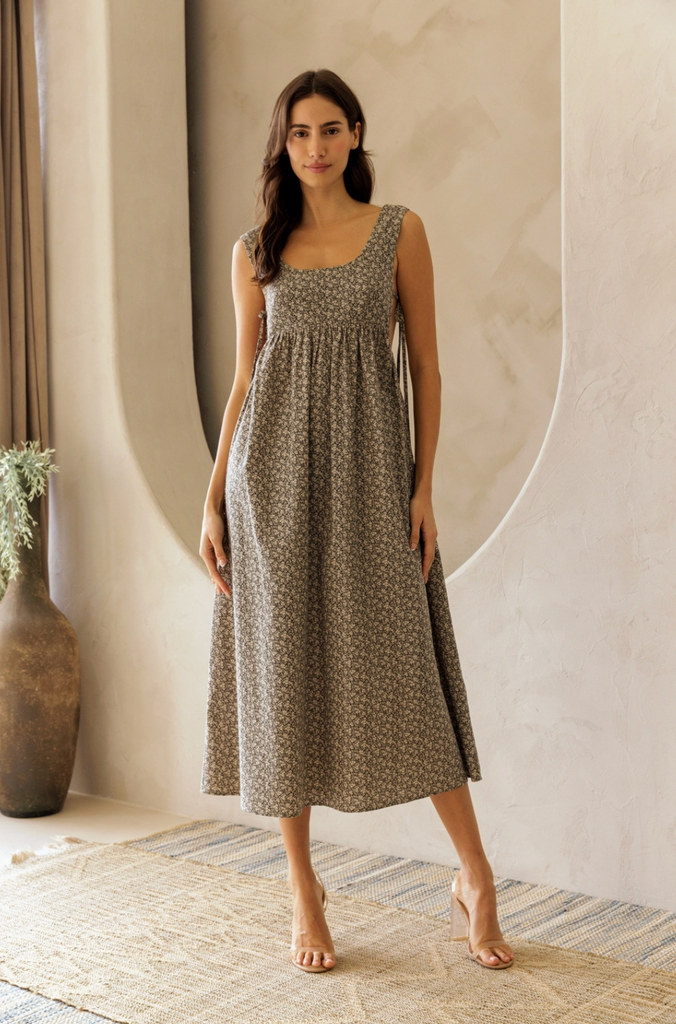 Floral Sleeveless Midi Dress