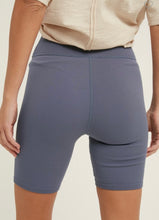 Load image into Gallery viewer, Seamless Ribbed Biker Shorts
