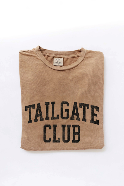 TAILGATE CLUB Mineral Washed Graphic Top