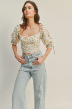 Load image into Gallery viewer, Maddie Foral Crop Top
